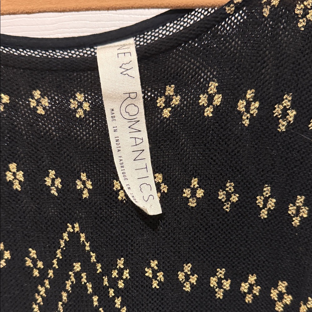 New Romantics Black Dress with Gold Patterns - Picture 2 of 2